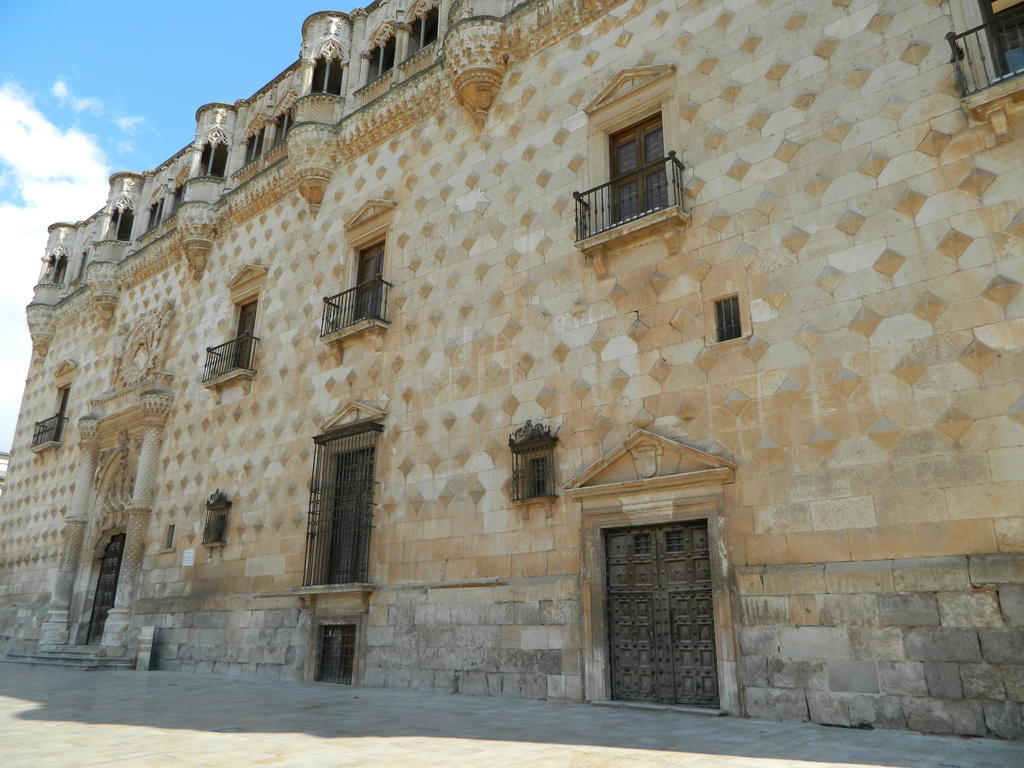 El Sueno Del Infante Hotell Guadalajara Exteriör bild